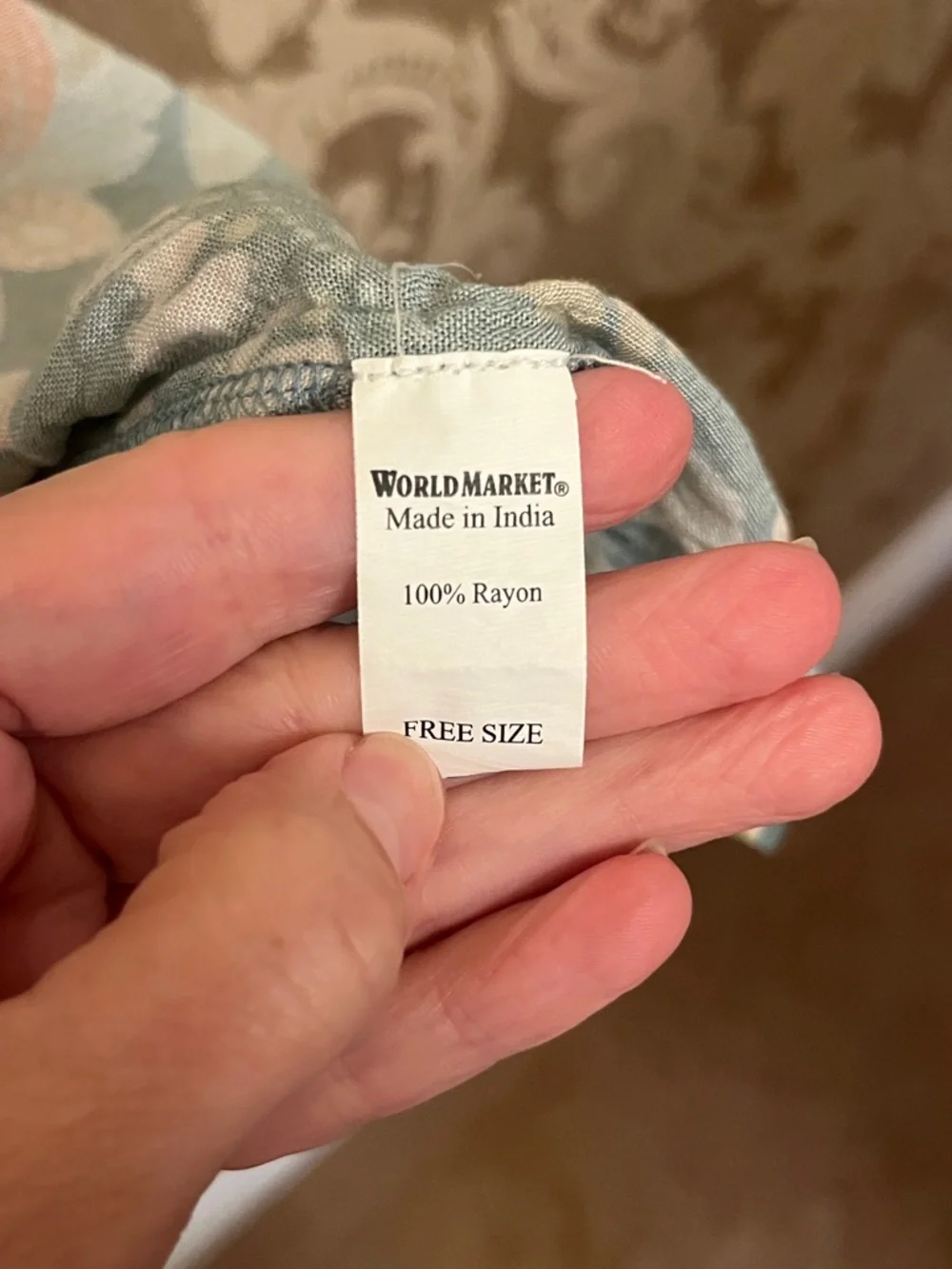 Robe/coverup - Picture 4 of 5